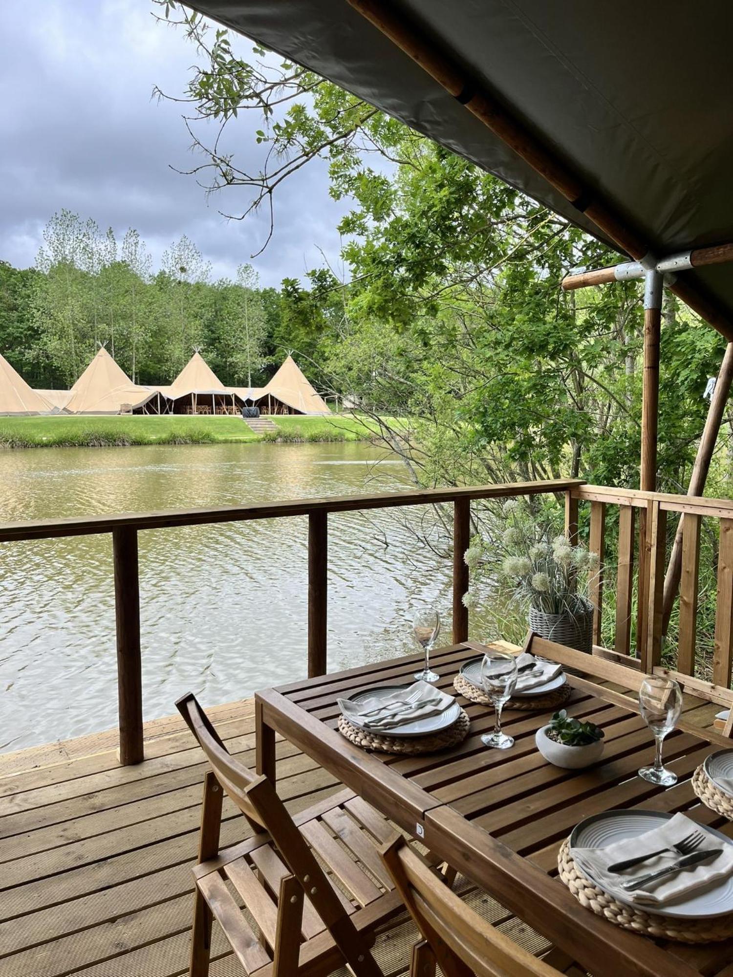Teal Safari Tent Droitwich Spa Extérieur photo